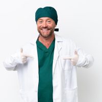 Mund kiefer gesichtschirurg